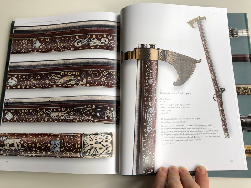 Maces, War-Hammers and Topors from Hungarian Collections by Kovács S. Tibor / 101 Weapons in this book / Martin Opitz Kiadó / Over 375 colour illustrations (9789639987166)