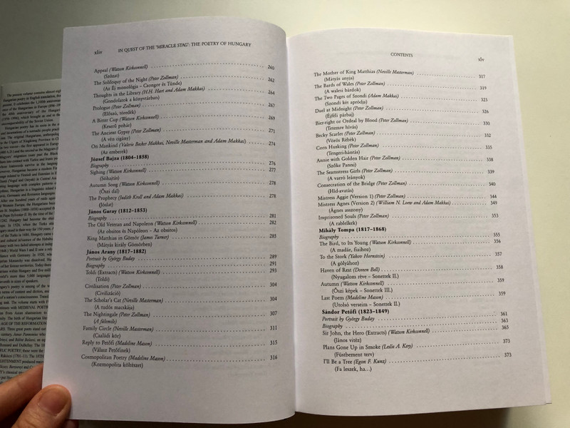 In Quest of the Miracle Stag The Poetry of Hungary - Volume 1 by Adam Makkai  An Anthology of Hungarian Poetry from the 13th Century to the Present in English Translation, Vol 1. (9789638602428)