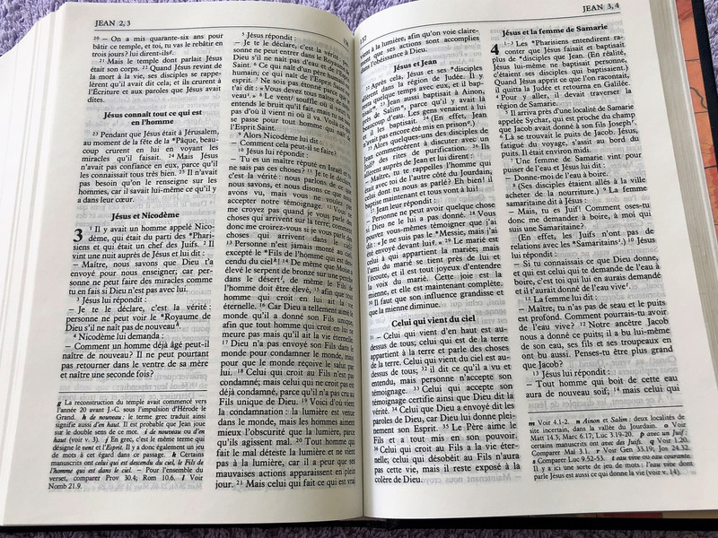 French Bible / La Bible Ancien et Nouveau Testament / Traduit du grec et de l'hébreu en français courant / 1995 Print FC053 Size
