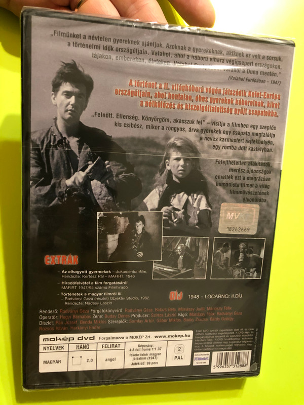 Valahol Európában DVD 1948 Somewhere in Europe / Audio: Hungarian / Subtitle: English / Starring: Artúr Somlay and Miklós Gábor / Directed by: Géza von Radványi (5996357312888)