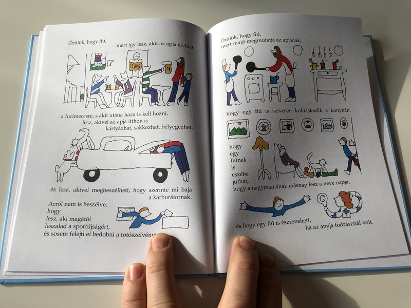  Örülj, hogy Fiú! - Be glad it's a Boy! / Janikovszki Éva / Réber László rajzaival / 10. Kiadás - 10. Edition / HUNGARIAN LANGUAGE HARDCOVERED BOOK (9789631199031)