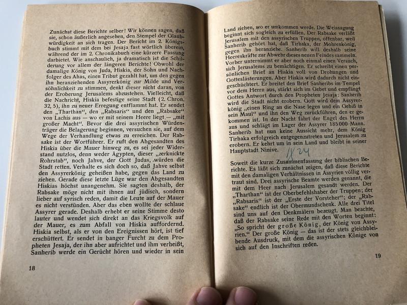 Die Bibel und das alten Assyrien / The Bible and the old Assyrians in German language / Matthias Schulz / Historical and Archeological Comparison / Evangelische Verlagsanstalt Berlin / Paperback, 1964
