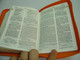 Chinese-English Bible, Orange Wood-Textured Zippered Vinyl with Golden Edges / English Standard Version (ESV)