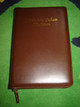 Rahu Nu Tuhan Aho Onsoi / The Bible in Tagal Language Leather Bound Golden