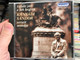 Valaki jár a fák hegyén / Kányádi Sándor verseit mondja / Hungarian CD 1999 / Somebody on the mount of trees / Poet Sándor Kányádi recites his poems / Hungaroton HCD 14274 (5991811427429)