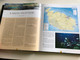 Búvár Világatlasz - A legjobb merülőhelyek Képes Kalauza / Hungarian edition of Dive Atlas of the World / Editor Jack Jackson, Illustrations Steven Felmore / Atenaeum 2003 (9639471895)