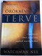 Isten örökkévaló terve by Watchman Nee / God's Eternal Plan in Hungarian language / A gyülekezet döntő szerepe Isten vágyának megvalósításában / Élet folyama Alapítvány (Living Stream Ministry) 2002 / Paperback (0736307672)
