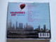 Valentine's Day (Original Motion Picture Soundtrack) - Includes Two New Songs From Taylor Swift & Jewel / Willie Nelson, Joss Stone, Nat King Cole, Jools Holland & Jamiroquai / Universal Music Group International Audio CD 2010 / 602527327341
