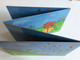 Kiugrott a gombóc... by Varga Katalin  Illustrated by Papp Anikó Mira rajzaival  Móra könyvkiadó 2008  Hungarian children's foldout board book with poems (9789631184129)