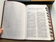 Szent Biblia / Hungarian Holy Bible with words of Jesus in RED / Genuine Leather bound Brown Cover, Goltmos Reden edges, 2 bookmark ribbons, Thumb Indexed / Bőrkötés, Barna színű / Jézus szavai piros kiemeléssel / Pacords 2020 9786155526619