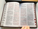 Szent Biblia / Hungarian Holy Bible with words of Jesus in RED / Genuine Leather bound Brown Cover, Goltmos Reden edges, 2 bookmark ribbons, Thumb Indexed / Bőrkötés, Barna színű / Jézus szavai piros kiemeléssel / Pacords 2020 9786155526619