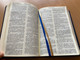 Russian Getze Bible - Blue Imitation Leather / Библия под редакцией Б. Геце, черная, 062 / Golden cut and golden edges / Ukrainian Bible Society 2019 / FT1075601 (978-9664121269)