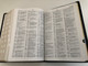 La Sacra Bibbia versione da Studio La nuova Thompson - The Holy BIBLEwith study apparatus by F. C. THOMPSON / New Revised 2006 / Original and complete system designed by prof. FC Thompson for the study of the Holy Scriptures (9782608344694)