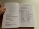 Bible Guide (Collins Gem) by Raymond Brown / Clear and helpful explanation of the details of each book in the Bible / Additional chapters provide background information to aid understanding (0004702816) 