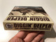 Diggin’ Deeper: 200 Legendary Blues Treasures (10 CD Box Set) (4011222220240)