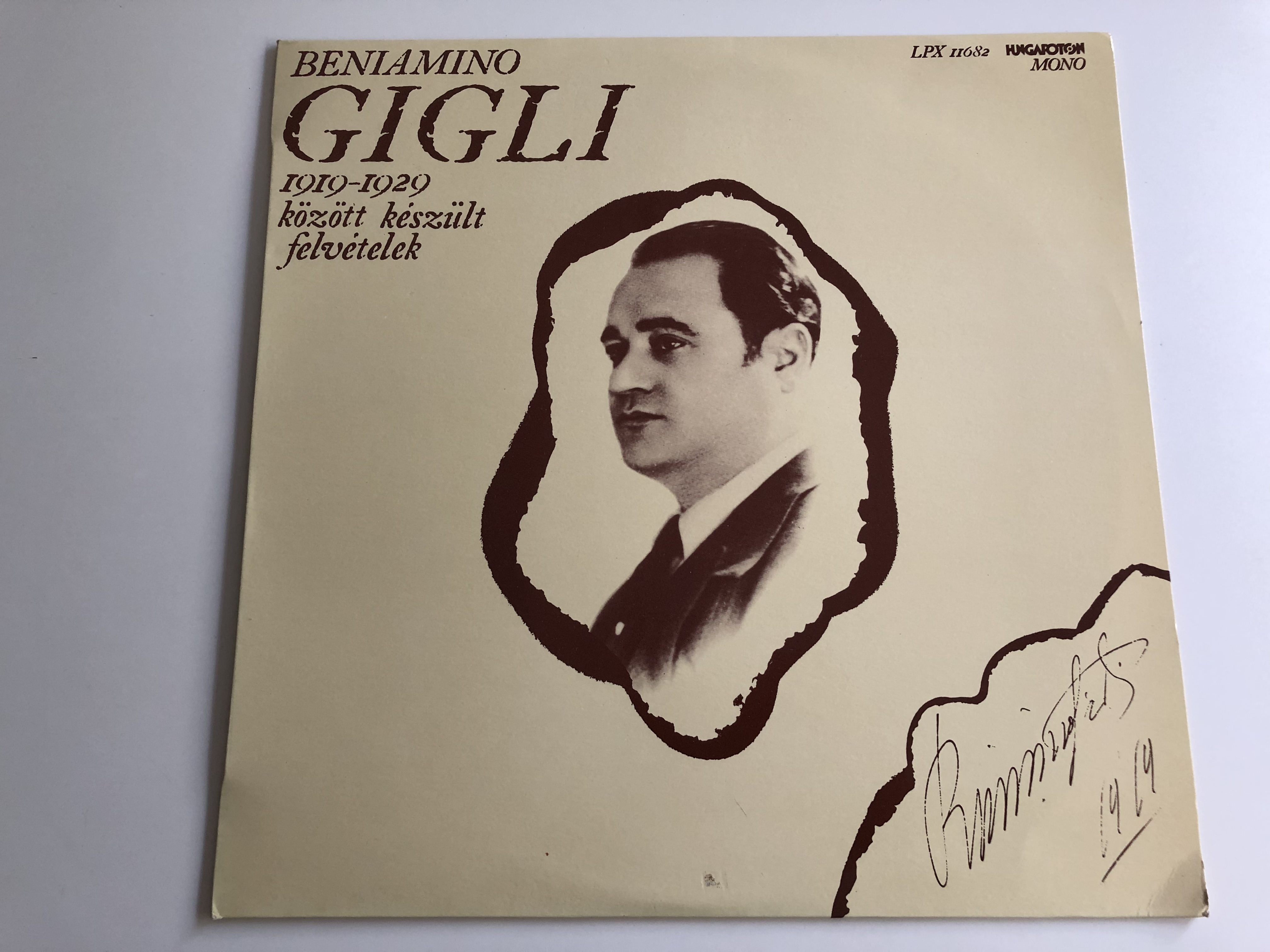 beniamino-gigli-1919-1929-k-z-tt-k-sz-lt-felv-telek-hungaroton-lp-mono-lpx-11682-1-.jpg