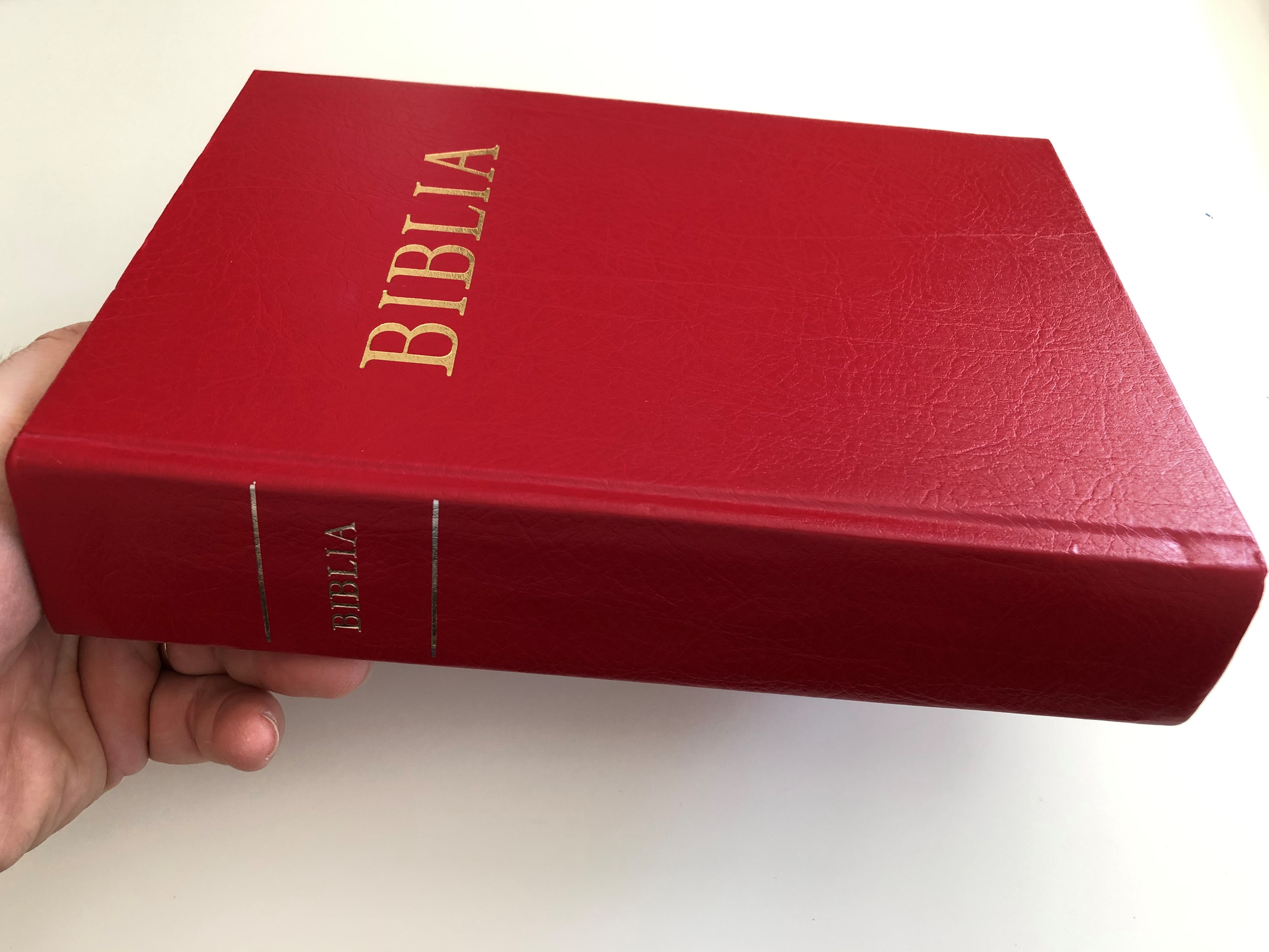 biblia-hungarian-catholic-family-bible-sz-vets-gi-s-jsz-vets-gi-szent-r-s-szent-istv-n-t-rsulat-5th-edition-5.-kiad-s-red-hardcover-2-.jpg