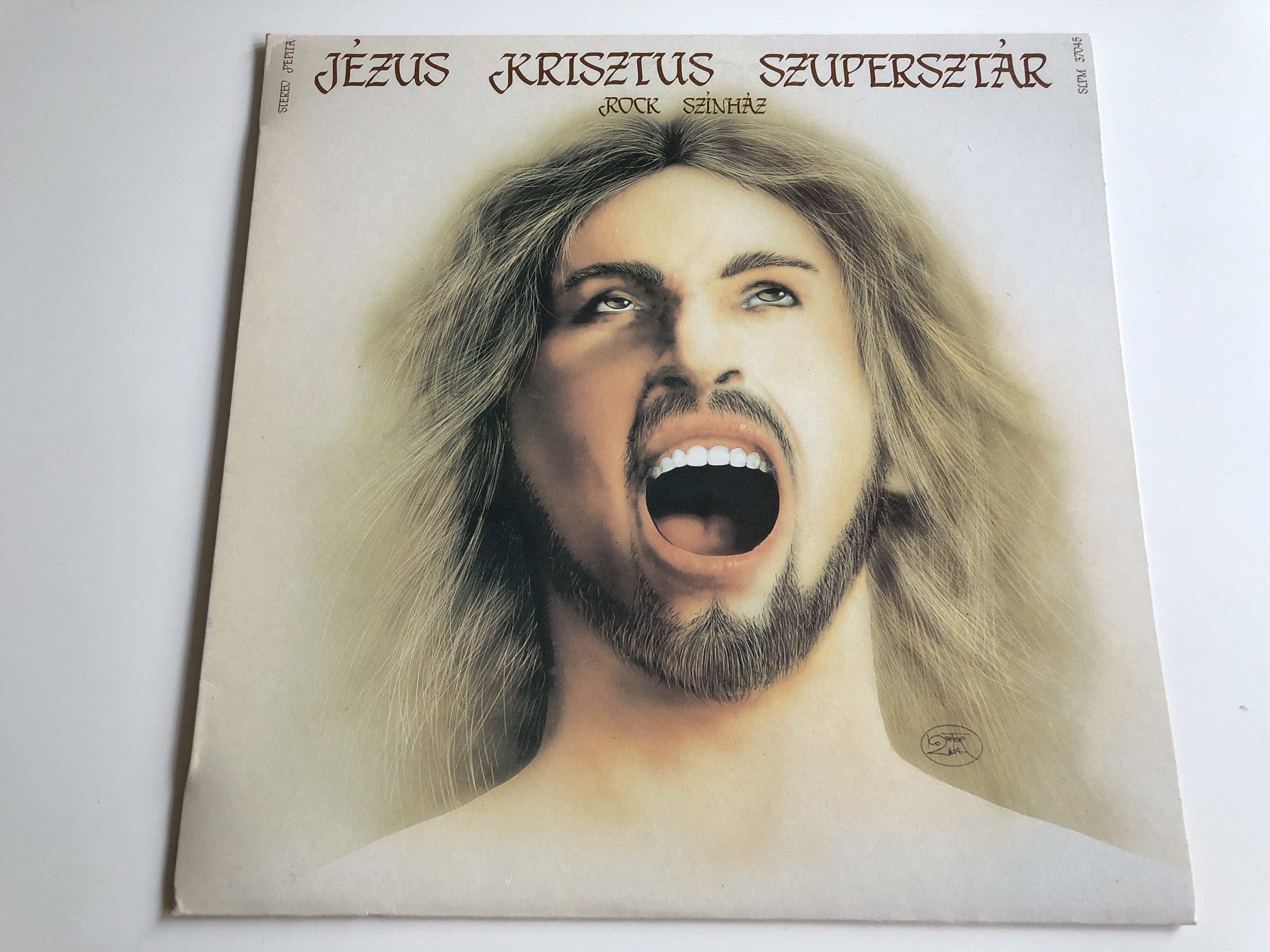 j-zus-krisztus-szuperszt-r-jesus-christ-superstar-rock-szinhaz-andrew-lloyd-webber-and-tim-rice-pepita-lp-stereo-slpm-37045-1-.jpg