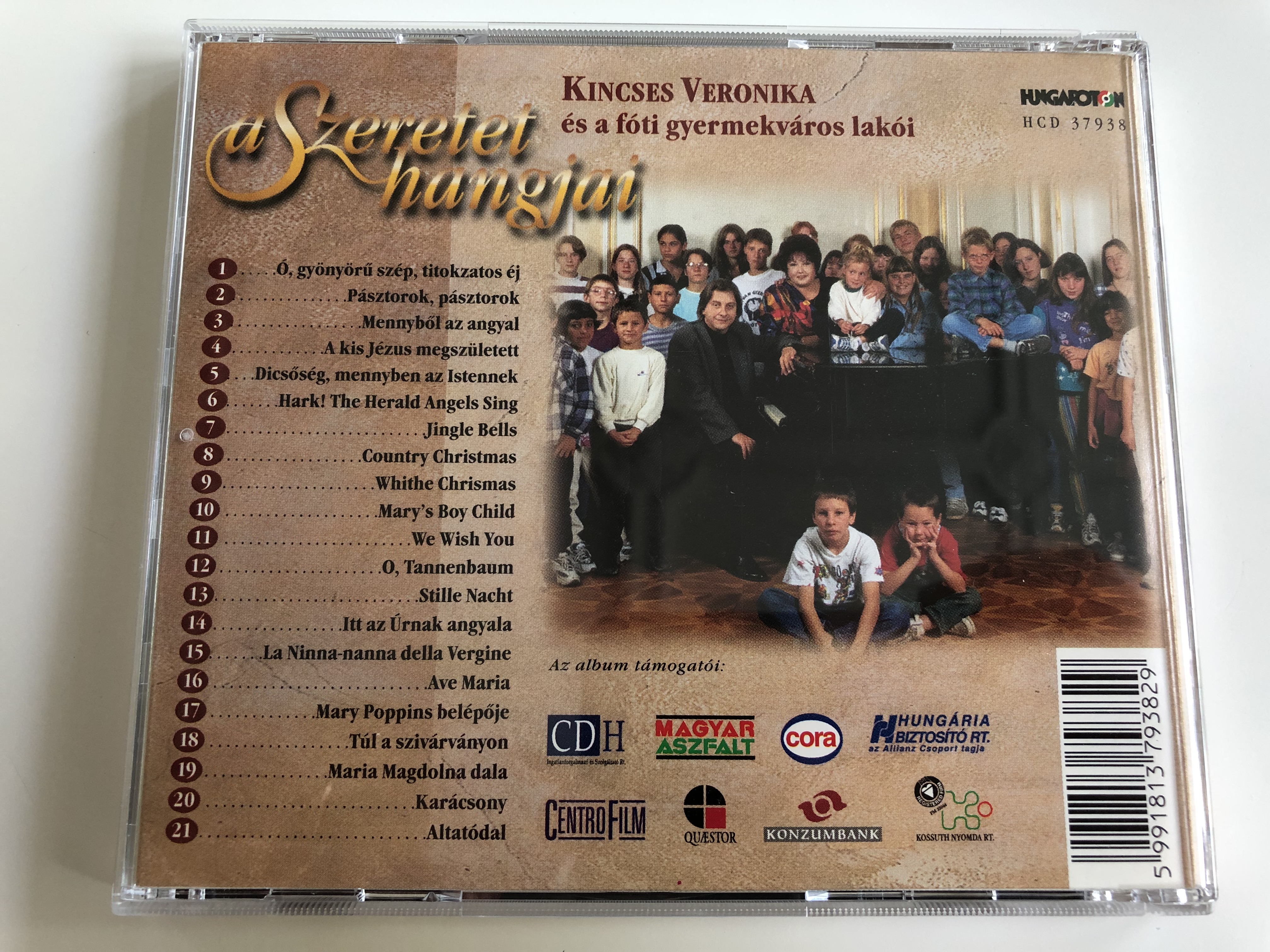 kincses-veronika-s-a-f-ti-gyermekv-ros-lak-i-a-szeretet-hangjai-hungaroton-hcd37938-hungarian-christmas-songs-and-other-popular-songs-7-.jpg