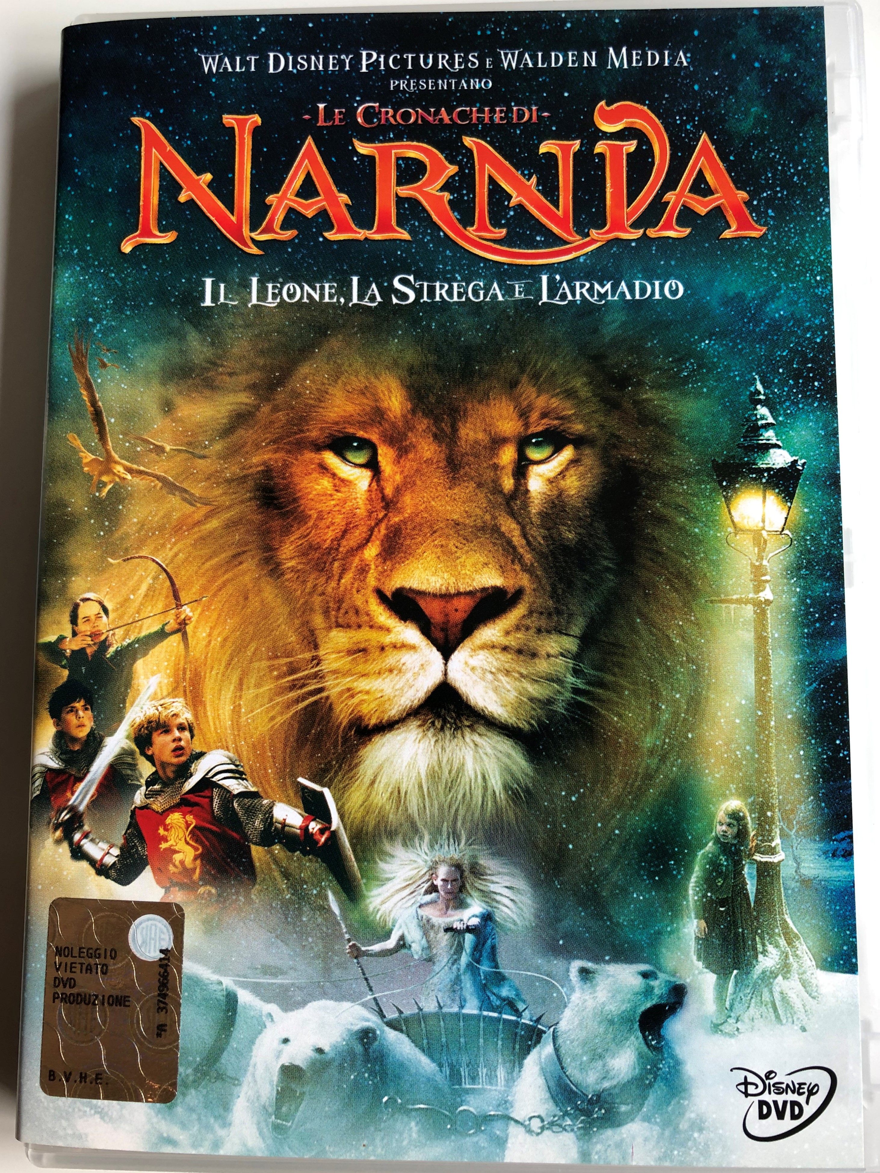 the-chronicles-of-narnia-the-lion-the-witch-and-the-wardrobe-dvd-2005-le-cronache-di-narnia-il-leone-la-strega-e-l-armadio-1.jpg