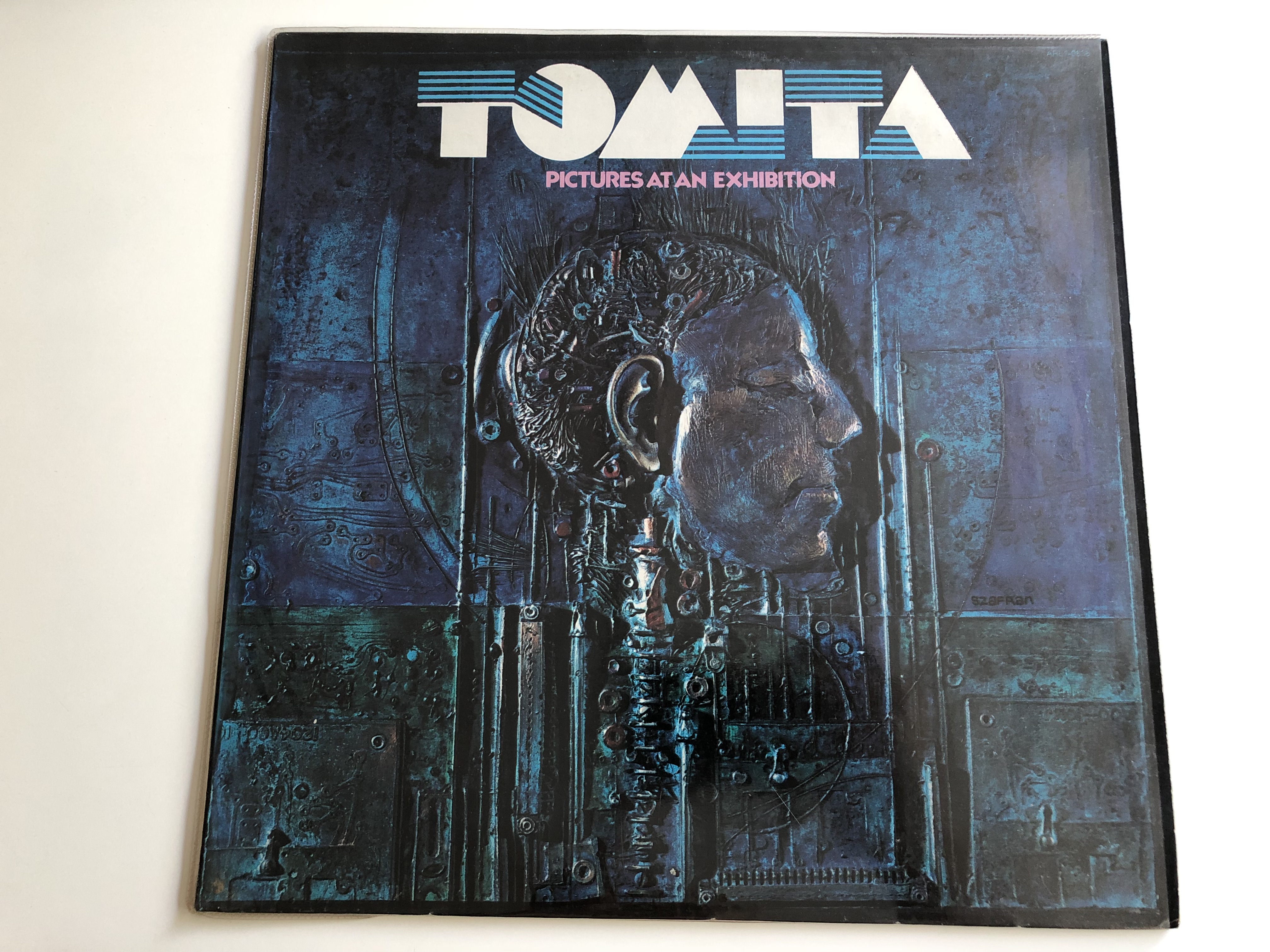 tomita-pictures-at-an-exhibition-composed-mussorgsky-rca-red-seal-lp-stereo-arl1-0838-1-.jpg