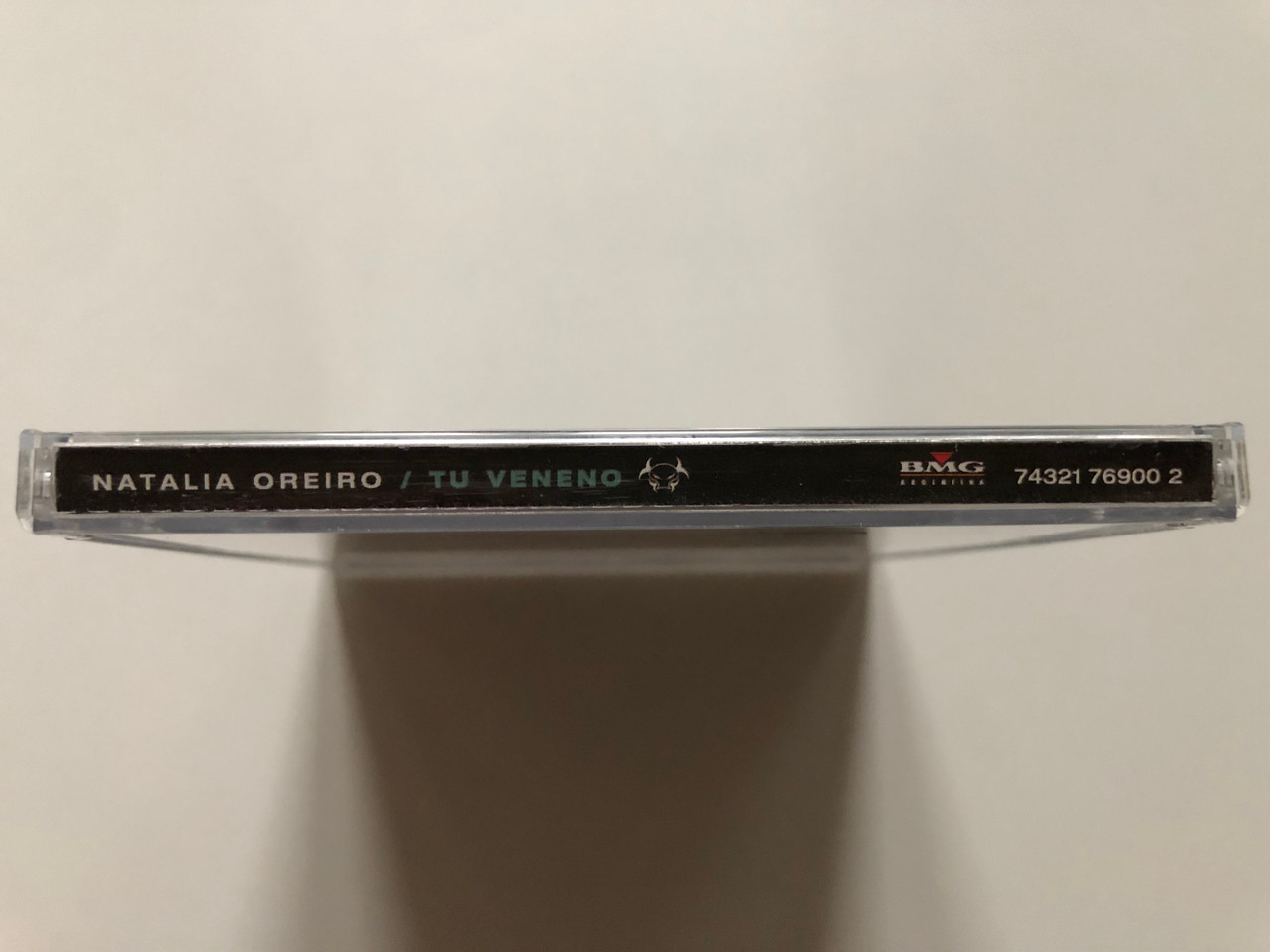 https://cdn11.bigcommerce.com/s-62bdpkt7pb/products/0/images/315038/Natalia_Oreiro_Tu_Veneno_BMG_Argentina_Audio_CD_2000_74321_76900_2_3__44654.1701805681.1280.1280.JPG?c=2