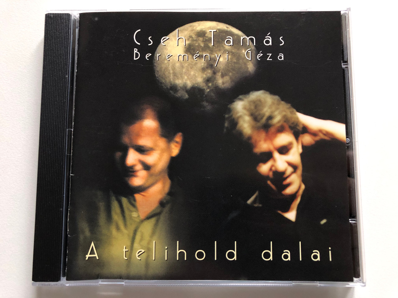 https://cdn11.bigcommerce.com/s-62bdpkt7pb/products/0/images/316477/Cseh_Tams_Beremnyi_Gza_A_Telihold_Dalai_Royal_Records_Audio_CD_1997_97001_1__29906.1702627139.1280.1280.JPG?c=2