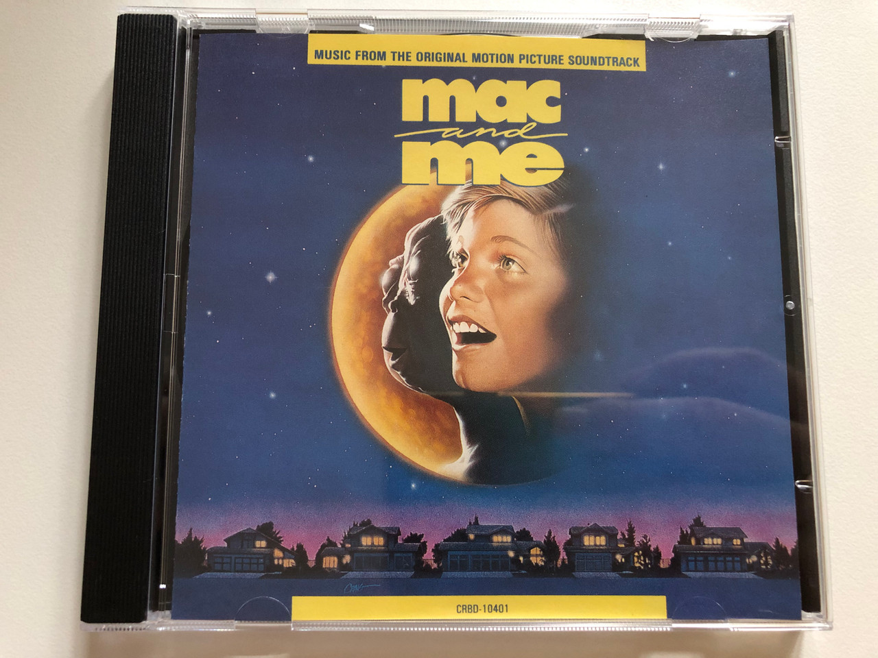 https://cdn11.bigcommerce.com/s-62bdpkt7pb/products/0/images/318191/Mac_And_Me_Music_From_The_Original_Motion_Picture_Soundtrack_Curb_Records_Audio_CD_1988_CRBD_10401_1__76230.1703664091.1280.1280.JPG?c=2