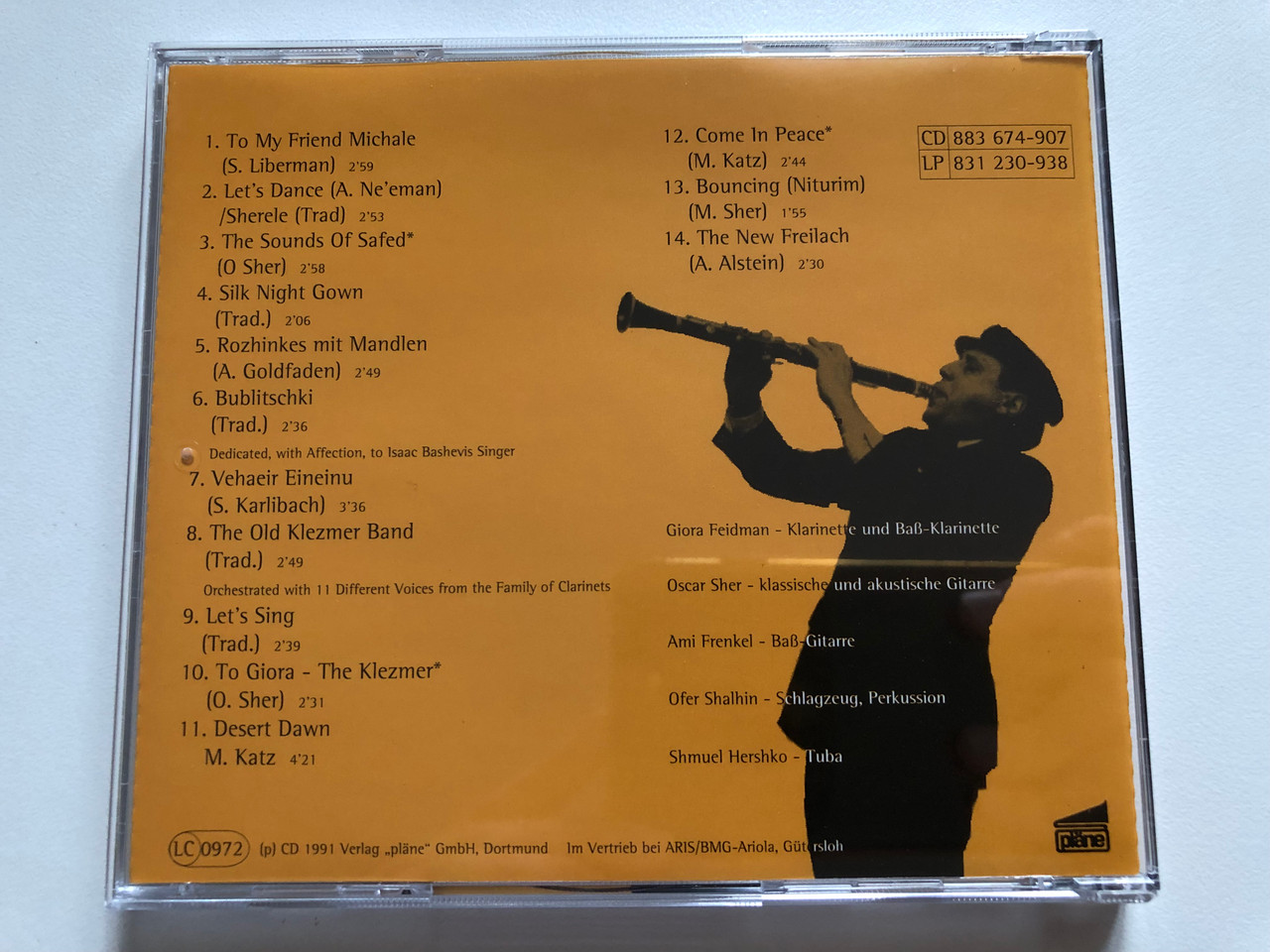 https://cdn11.bigcommerce.com/s-62bdpkt7pb/products/0/images/318917/Giora_Feidman_Viva_El_Klezmer_Plne_Audio_CD_1991_PLNE_88712_5__26489.1703767723.1280.1280.JPG?c=2