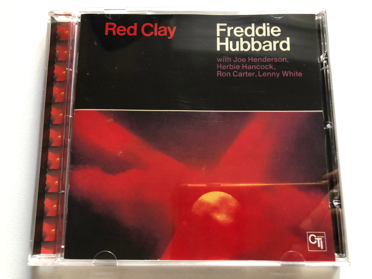 https://cdn11.bigcommerce.com/s-62bdpkt7pb/products/0/images/321570/Freddie_Hubbard_Red_Clay_-_with_Joe_Henderson_Herbie_Hancock_Ron_Carter_Lenny_White_Legacy_Audio_CD_2001_5051722_1__46123.1705314809.1280.1280.JPG?c=2