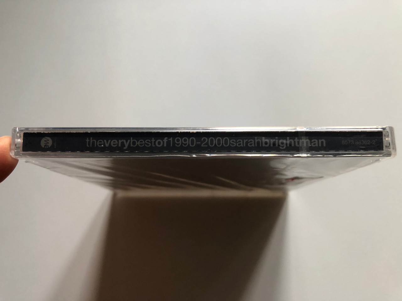 https://cdn11.bigcommerce.com/s-62bdpkt7pb/products/0/images/321657/Sarah_Brightman_The_Very_Best_Of_1990-2000_EastWest_Audio_CD_2001_8573_88362-2_3__25139.1705386211.1280.1280.JPG?c=2