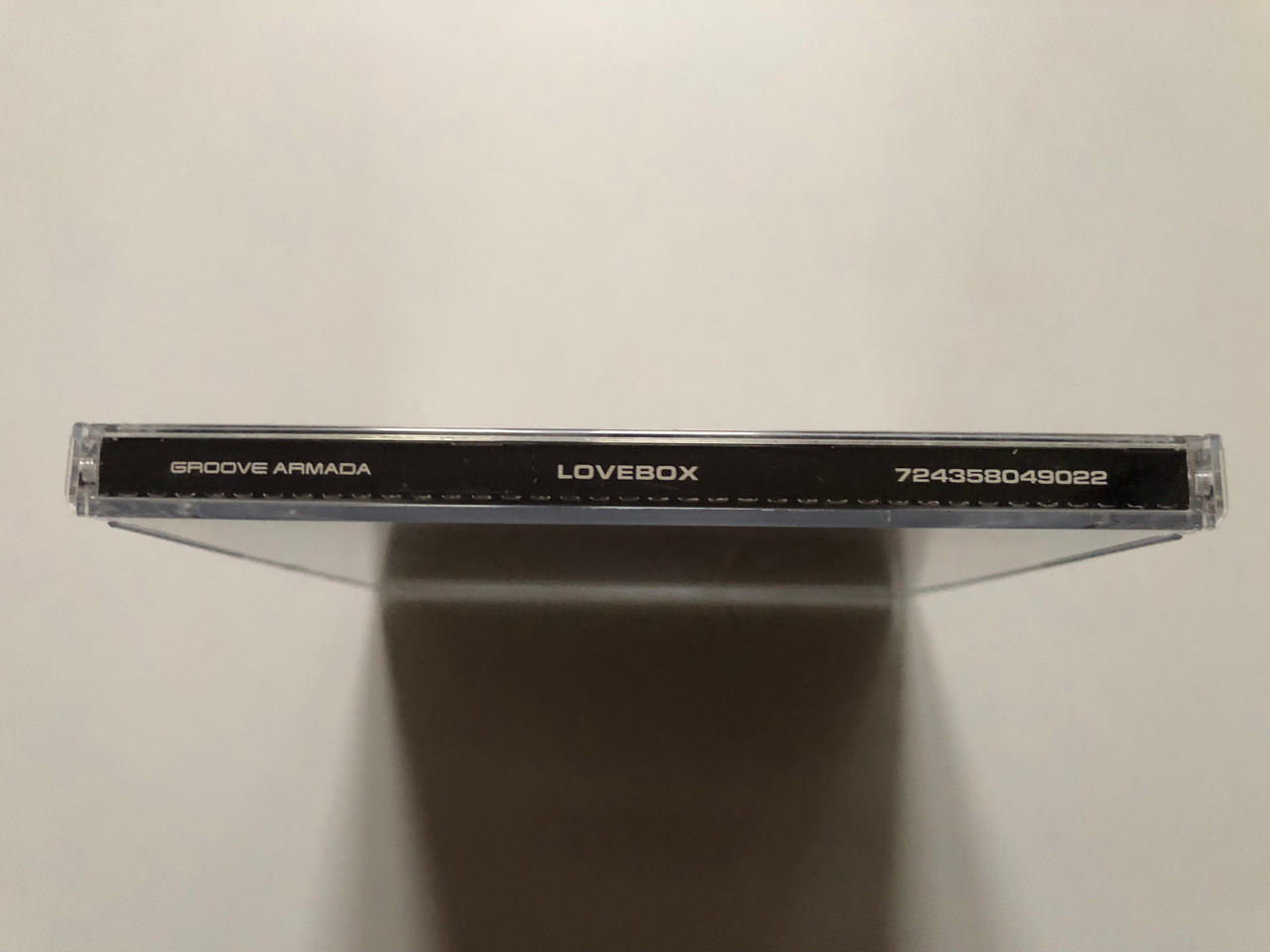https://cdn11.bigcommerce.com/s-62bdpkt7pb/products/0/images/322126/Groove_Armada_Lovebox_Jive_Electro_Audio_CD_2002_724358049022_3__80756.1705916205.1280.1280.JPG?c=2