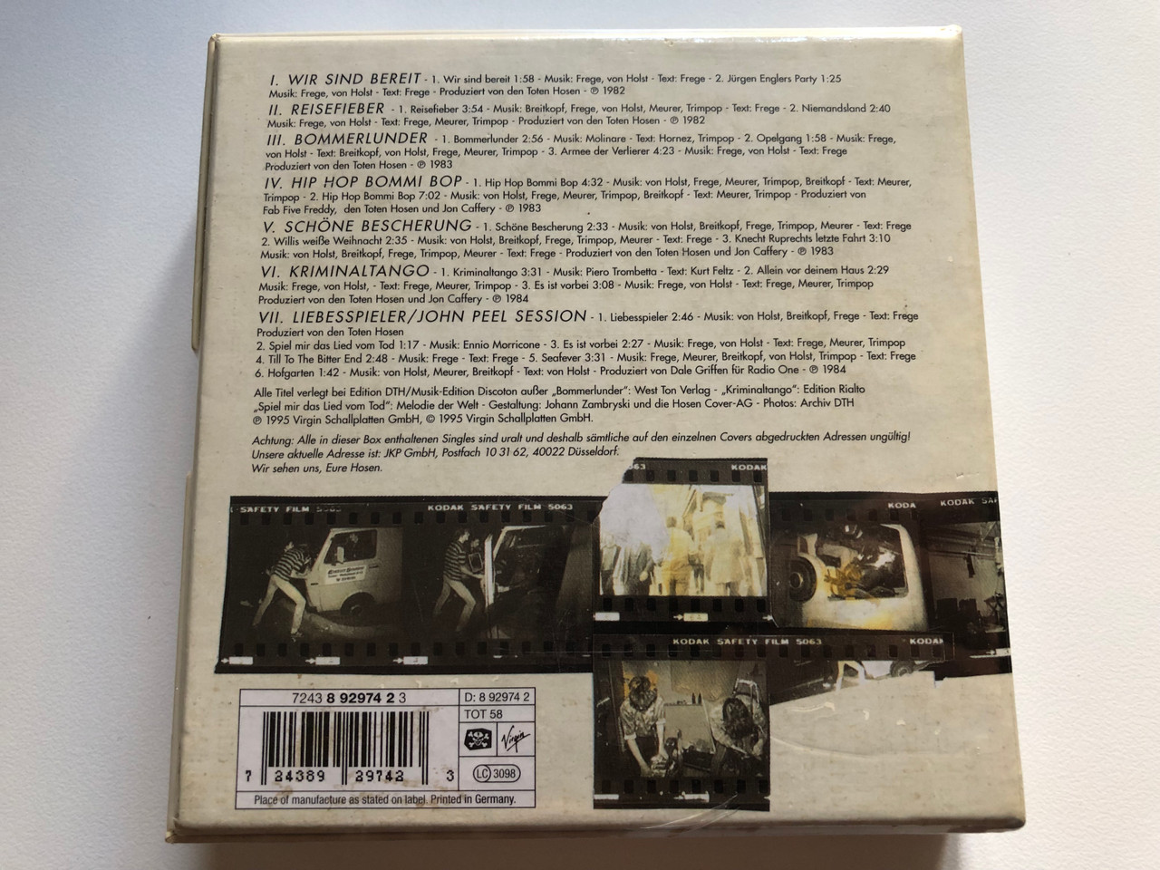 https://cdn11.bigcommerce.com/s-62bdpkt7pb/products/0/images/322890/Die_Toten_Hosen_Musik_War_Ihr_Hobby_Die_Frhen_Singles_Totenkopf_7x_Audio_CD_Box_Set_1995_TOT_58_2__25802.1706692411.1280.1280.JPG?c=2