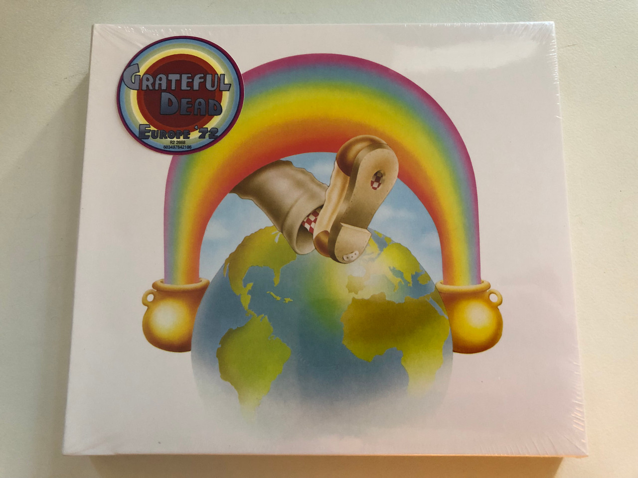 https://cdn11.bigcommerce.com/s-62bdpkt7pb/products/0/images/323548/Grateful_Dead_Europe_72_Warner_Records_2x_Audio_CD_2022_R2_2668_1__77733.1707126435.1280.1280.JPG?c=2