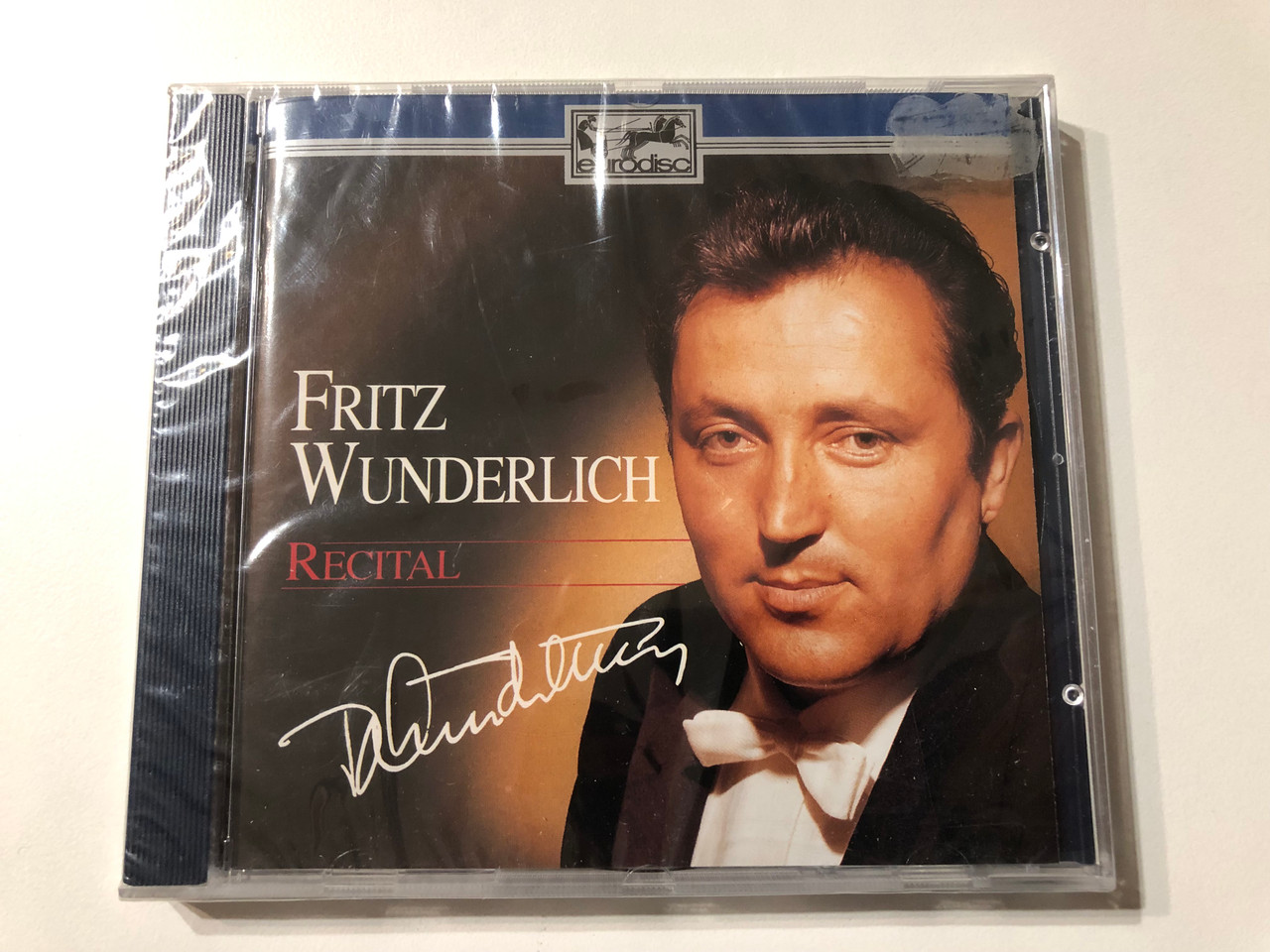 https://cdn11.bigcommerce.com/s-62bdpkt7pb/products/0/images/323802/Fritz_Wunderlich_Recital_Eurodisc_Audio_CD_1989_GD_69018_1__54384.1707374369.1280.1280.JPG?c=2