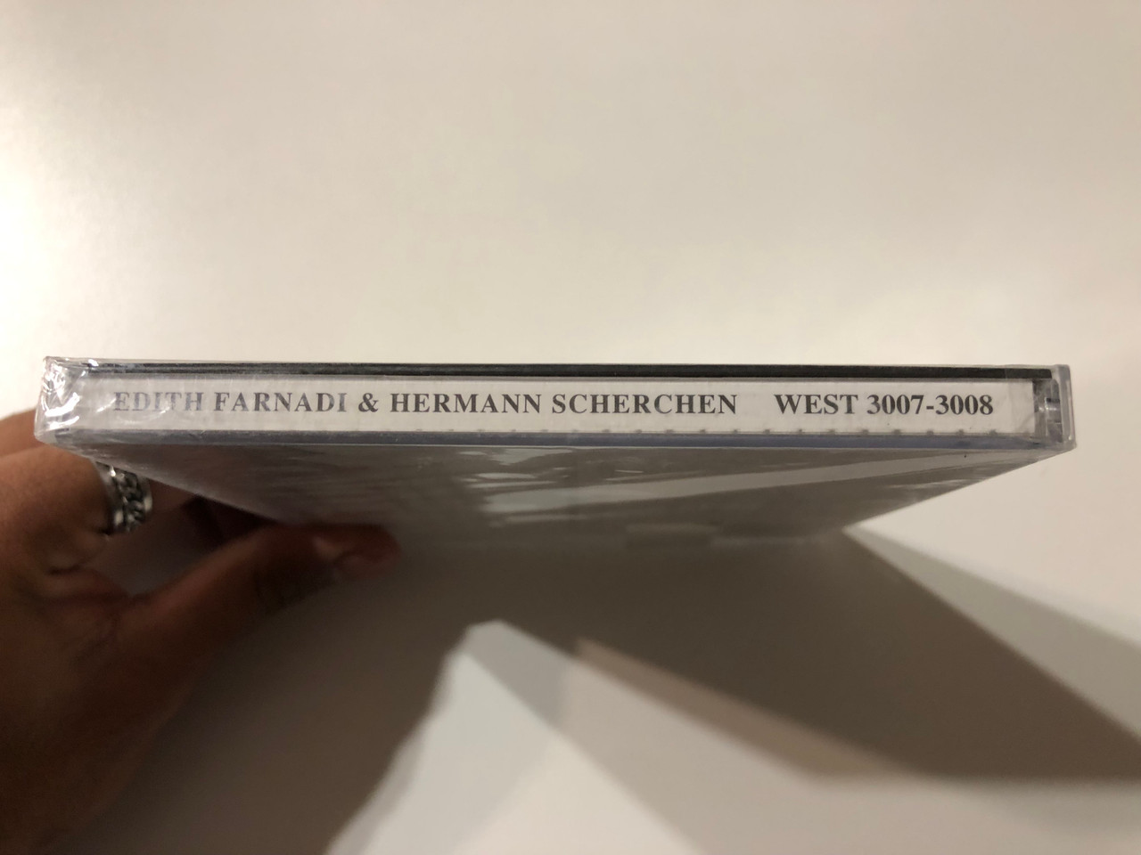 https://cdn11.bigcommerce.com/s-62bdpkt7pb/products/0/images/323897/Edith_Farnadi_Hermann_Scherchen_-_Liszt_Bartok_Rachmaninov_Archives_Westminster_tahra_2x_Audio_CD_WEST_3007-3008_3__03536.1707463942.1280.1280.JPG?c=2
