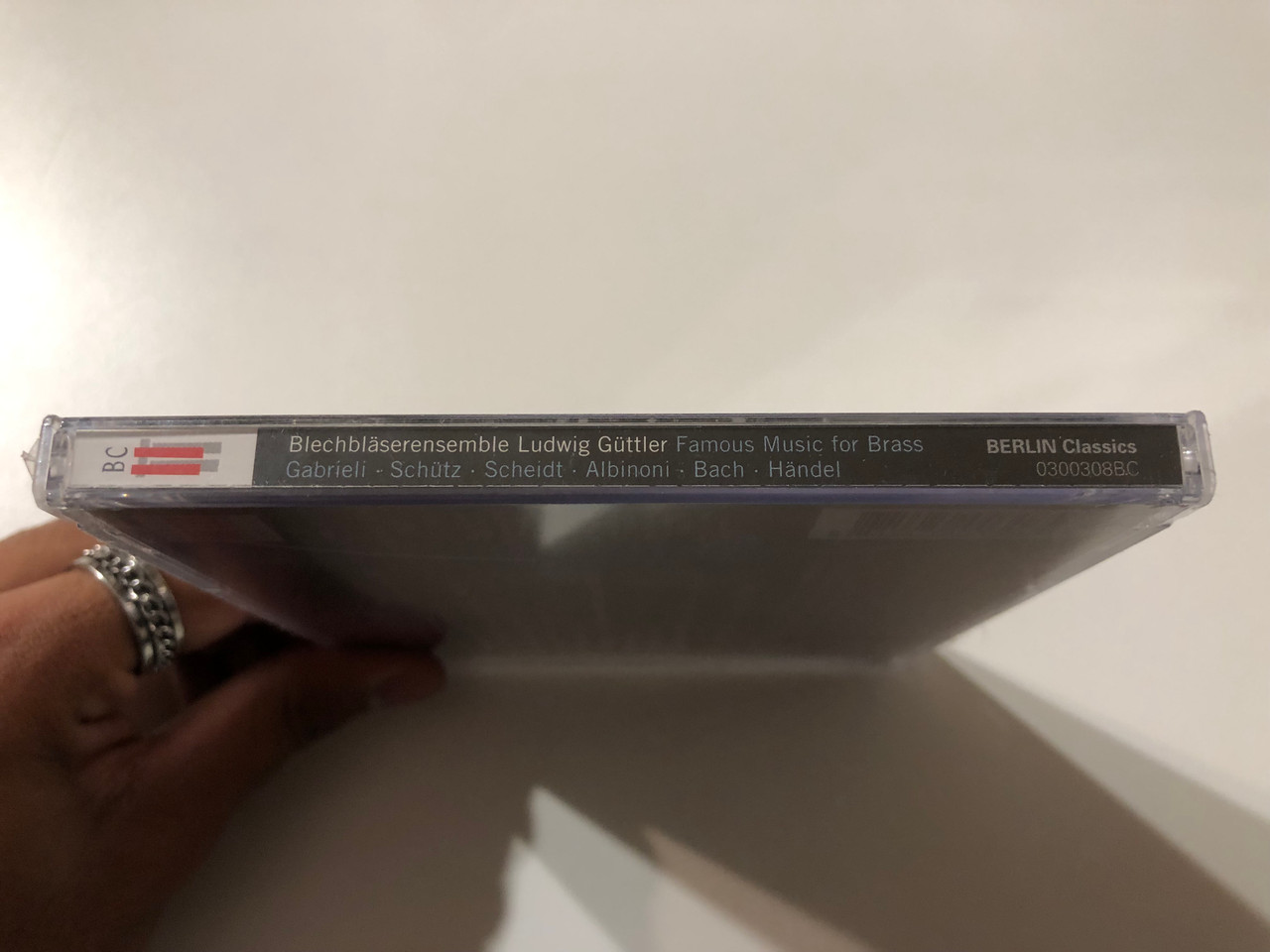 https://cdn11.bigcommerce.com/s-62bdpkt7pb/products/0/images/324331/Ludwig_Guttler_Berhmte_Musik_fr_Blser_Famous_Music_For_Bass_-_Gabrieli_Schutz_Scheidt_Albinoni_Bach_Handel_Berlin_Classics_Audio_CD_2011_03000308BC_3__89198.1707943945.1280.1280.JPG?c=2