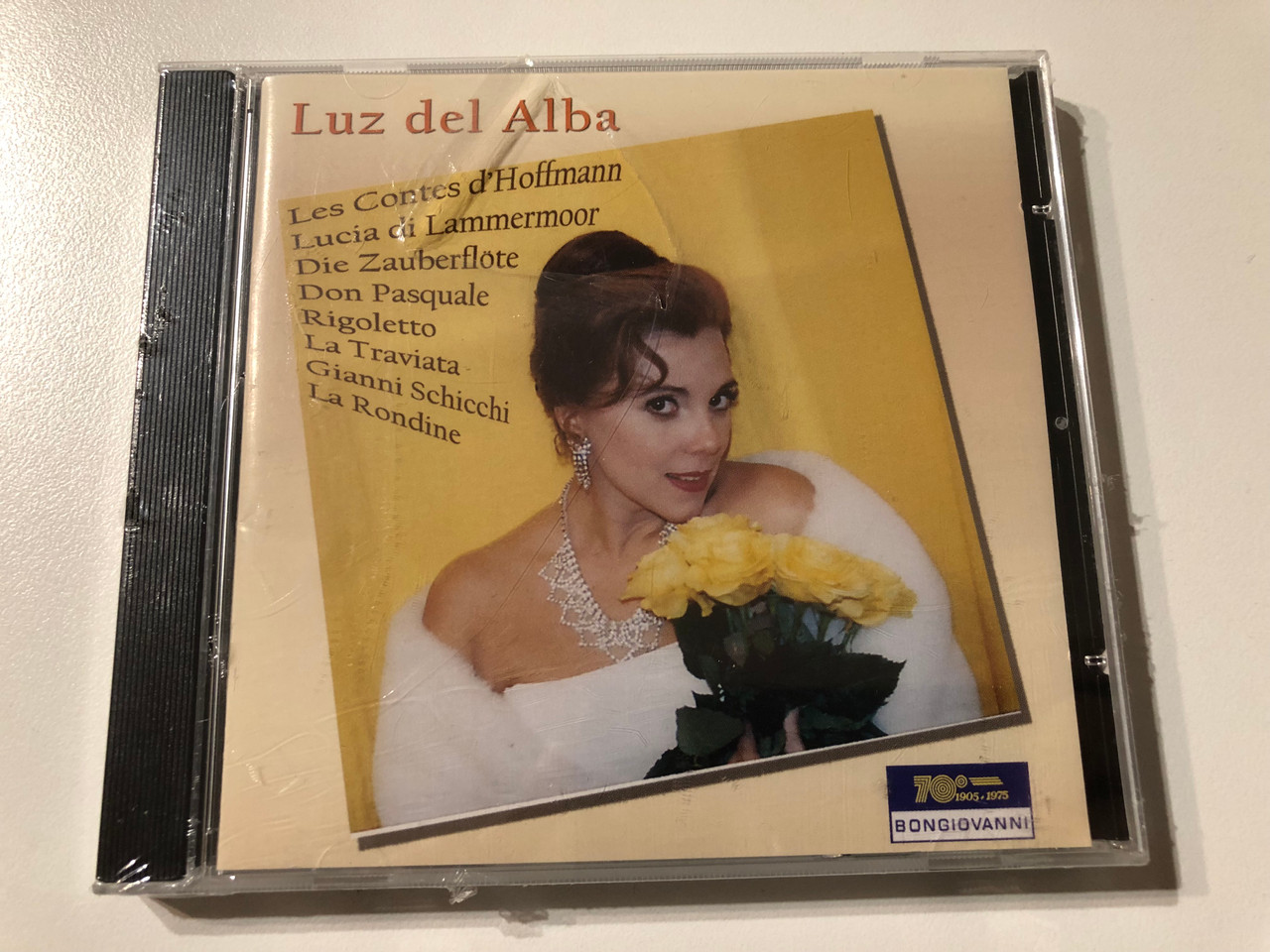 https://cdn11.bigcommerce.com/s-62bdpkt7pb/products/0/images/324419/Luz_del_Alba_-_Les_Contes_dHoffmann_Lucia_di_Lammermoor_Die_Zauberflote_Don_Pasquale_Rigoletto_La_Traviata_Gianni_Schicchi_La_Rondine_Luy_del_Alba_Rubio_Audio_CD_2001_GB_2555-2_1__10423.1707997644.1280.1280.JPG?c=2
