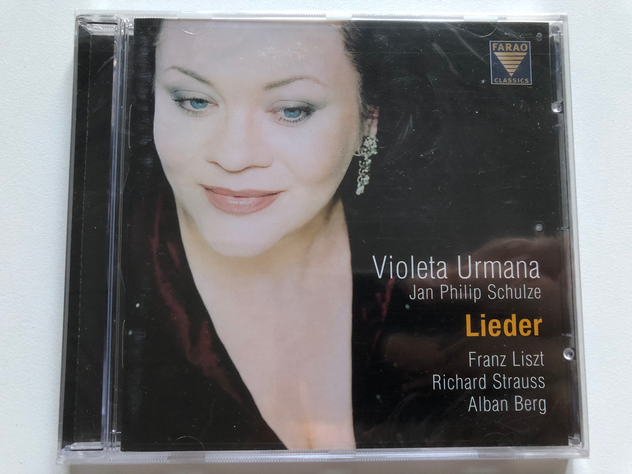 https://cdn11.bigcommerce.com/s-62bdpkt7pb/products/0/images/324850/Violeta_Urmana_Jan_Philip_Schulze_Lieder_-_Franz_Liszt_Richard_Strauss_Alban_Berg_Farao_Classics_Audio_CD_2005_B_108022_1__98549.1708324918.1280.1280.JPG?c=2