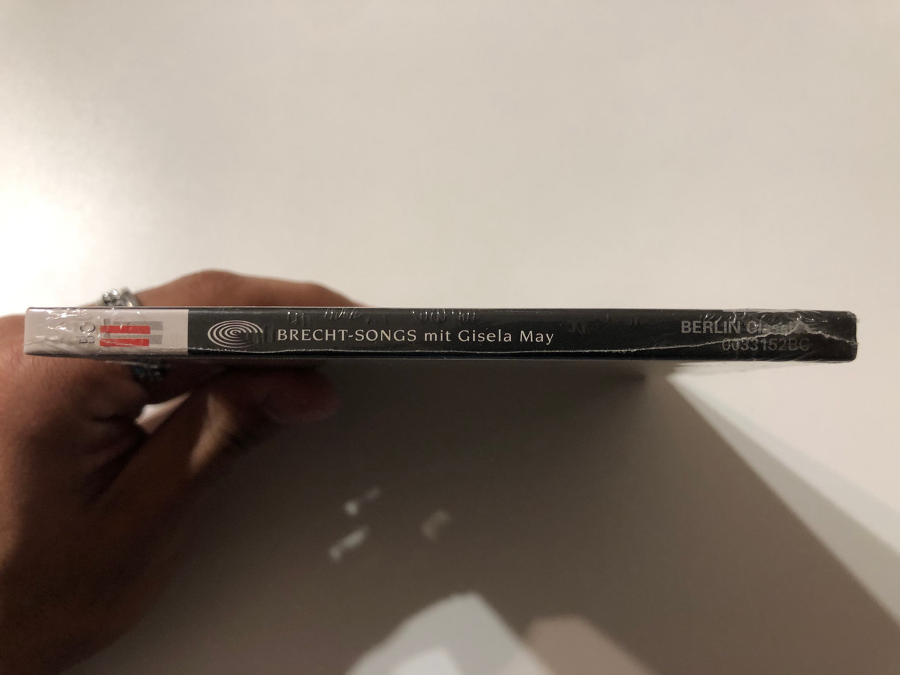 https://cdn11.bigcommerce.com/s-62bdpkt7pb/products/0/images/326027/Brecht-Songs_Mit_Gisela_May_Eterna_Collection_Berlin_Classics_Audio_CD_Stereo_2007_0033152BC_3__67525.1709202717.1280.1280.JPG?c=2