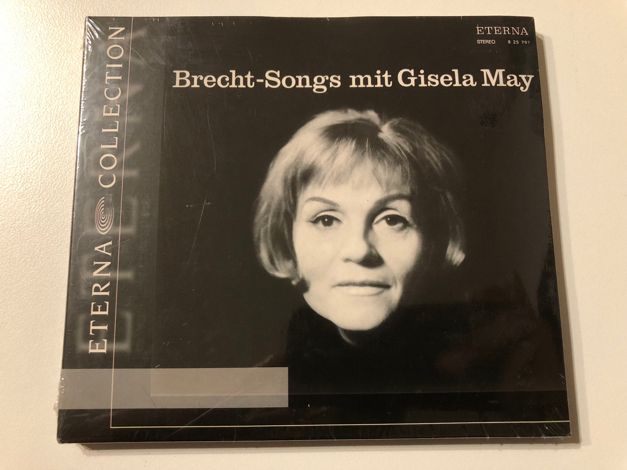 https://cdn11.bigcommerce.com/s-62bdpkt7pb/products/0/images/326029/Brecht-Songs_Mit_Gisela_May_Eterna_Collection_Berlin_Classics_Audio_CD_Stereo_2007_0033152BC_1__40051.1709202722.1280.1280.JPG?c=2