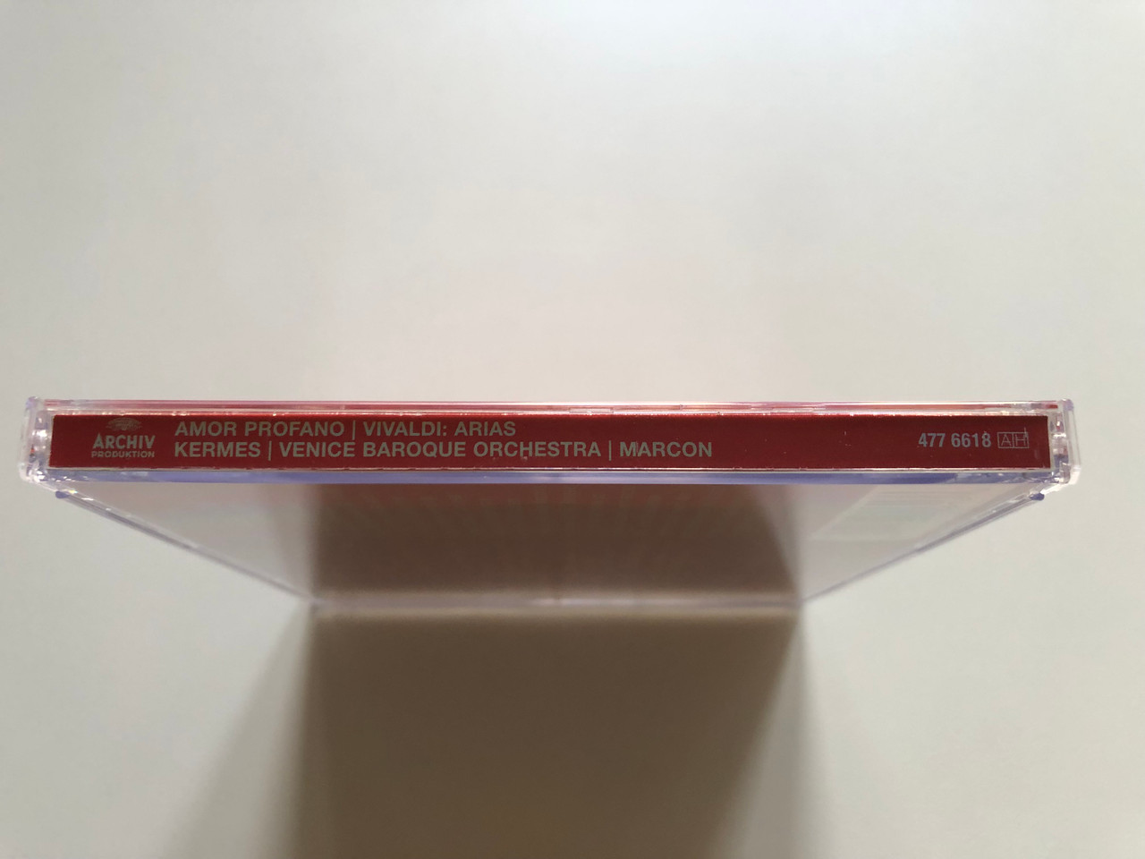 https://cdn11.bigcommerce.com/s-62bdpkt7pb/products/0/images/330363/Amor_Profano_Vivaldi_Arias_-_Simone_Kermes_Venice_Baroque_Orchestra_Andrea_Marcon_Archiv_Produktion_Audio_CD_2007_477_6618_3__16099.1711991497.1280.1280.JPG?c=2