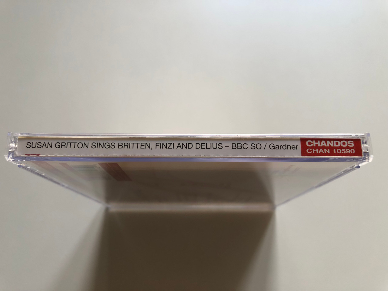 https://cdn11.bigcommerce.com/s-62bdpkt7pb/products/0/images/330366/Susan_Gritton_Sings_Britten_Finzi_Delius_-_BBC_Symphony_Orchestra_Edward_Gardner_Chandos_Audio_CD_2010_CHAN_10590_3__73416.1711992700.1280.1280.JPG?c=2