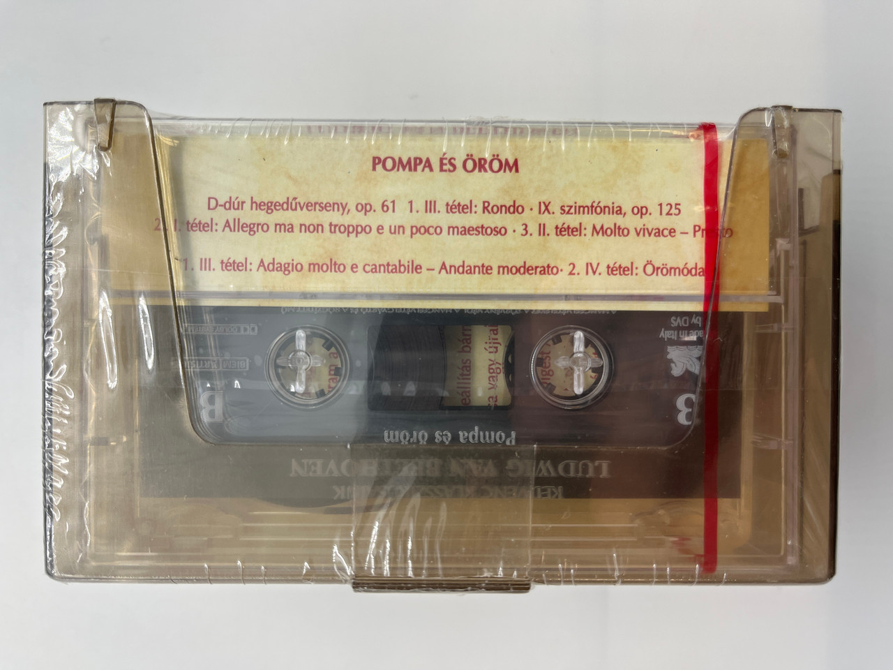 https://cdn11.bigcommerce.com/s-62bdpkt7pb/products/0/images/330751/Kedvenc_Klasszikusaink_-_Ludwig_Van_Beethoven_Readers_Digest_3x_Audio_Cassette_MS-MC0111-01-03_2__44984.1712585516.1280.1280.JPG?c=2