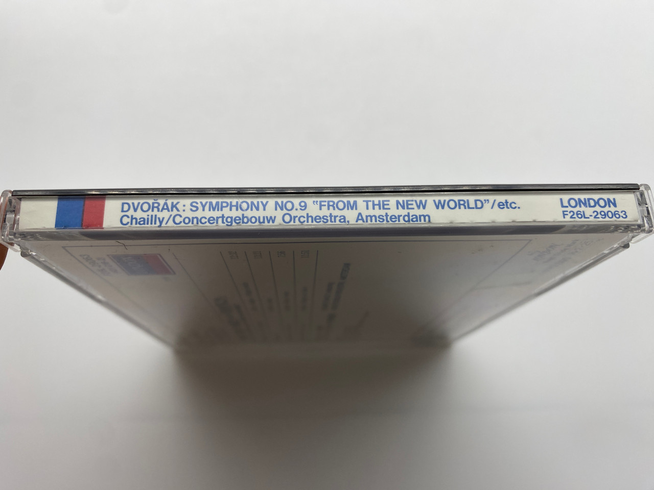 https://cdn11.bigcommerce.com/s-62bdpkt7pb/products/0/images/330986/Dvok_-_Symphony_No.9_From_The_New_World_Carnival_Overture_-_Concertgebouw_Orchestra_Riccardo_Chailly_London_Audio_CD_1988_F26L-29063_3__25369.1712913926.1280.1280.JPG?c=2