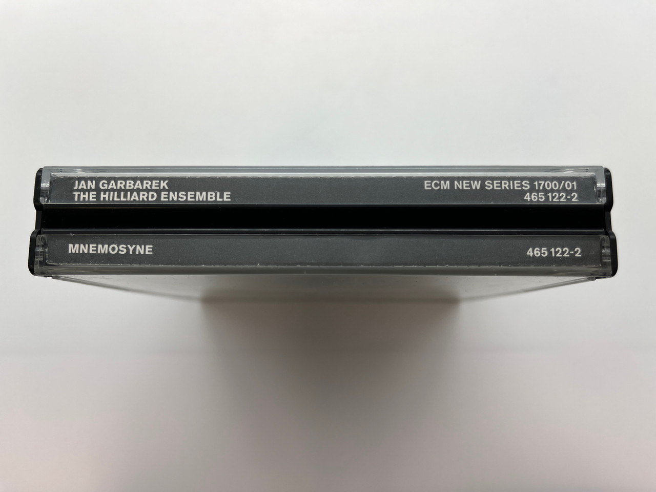 https://cdn11.bigcommerce.com/s-62bdpkt7pb/products/0/images/331703/Jan_Garbarek_-_The_Hilliard_Ensemble_-_Mnemosyne_ECM_New_Series_2x_Audio_CD_1999_ECM_New_Series_170001_3__95893.1713775312.1280.1280.JPG?c=2