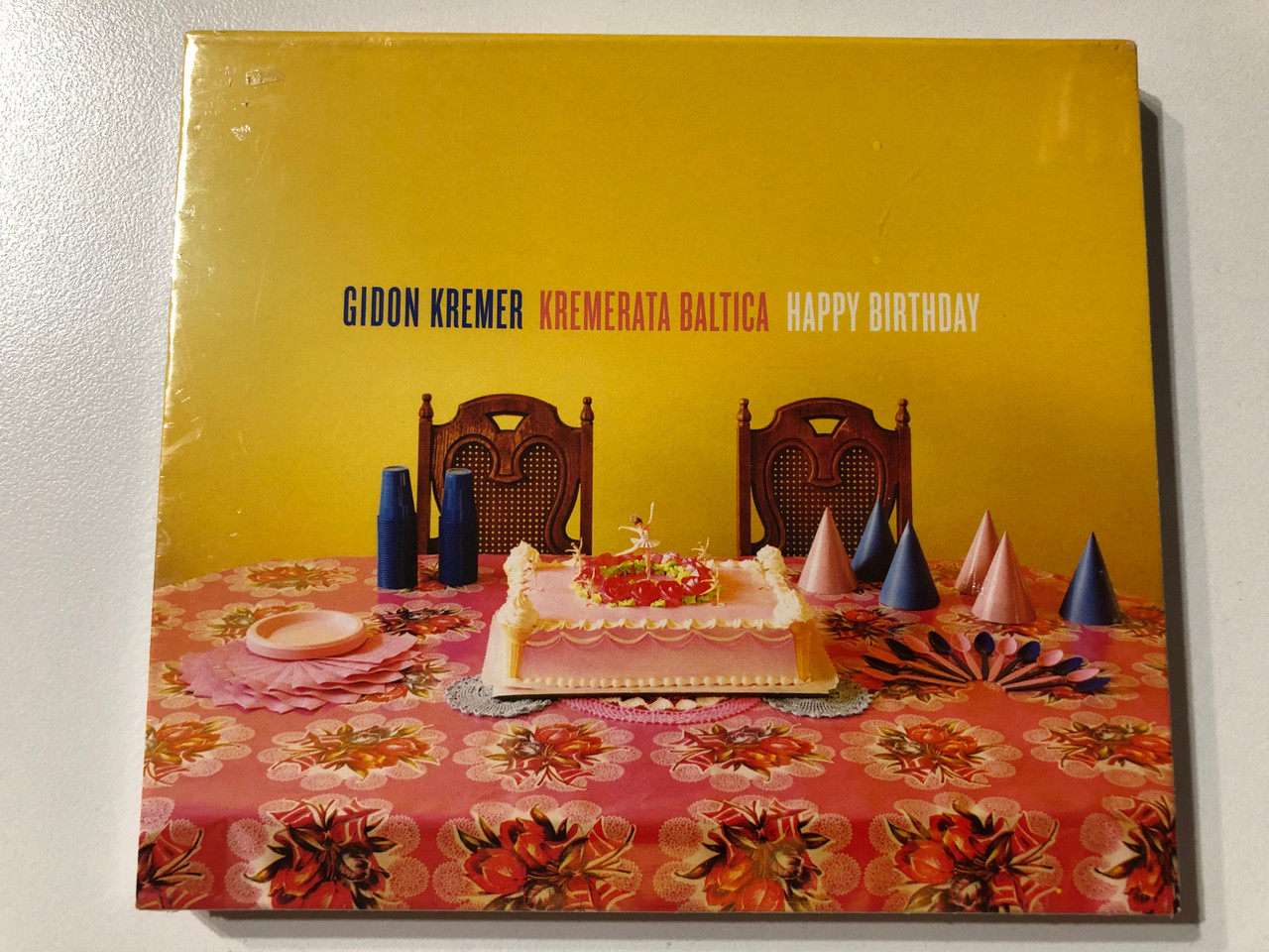 https://cdn11.bigcommerce.com/s-62bdpkt7pb/products/0/images/331954/Gidon_Kremer_Kremerata_Baltica_Happy_Birthday_Nonesuch_Audio_CD_7559-79657-2_1__78152.1714027949.1280.1280.JPG?c=2