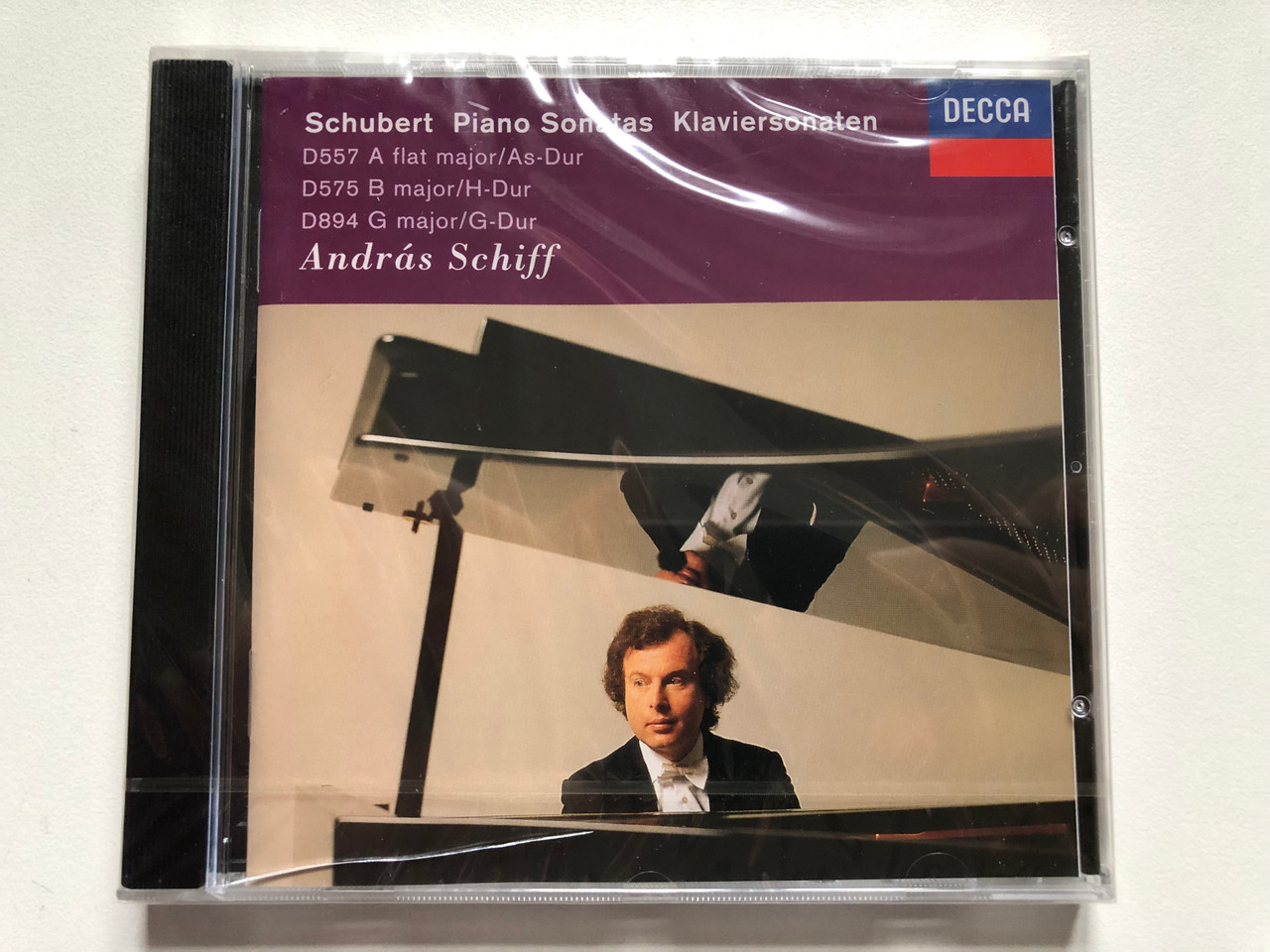 https://cdn11.bigcommerce.com/s-62bdpkt7pb/products/0/images/332611/Schubert_Piano_Sonatas_Klaviersonaten_D557_A_Flat_Major_D575_B_Major_D894_G_Major_-_Andrs_Schiff_Decca_Audio_CD_1994_440_307-2_1__00921.1714470093.1280.1280.JPG?c=2