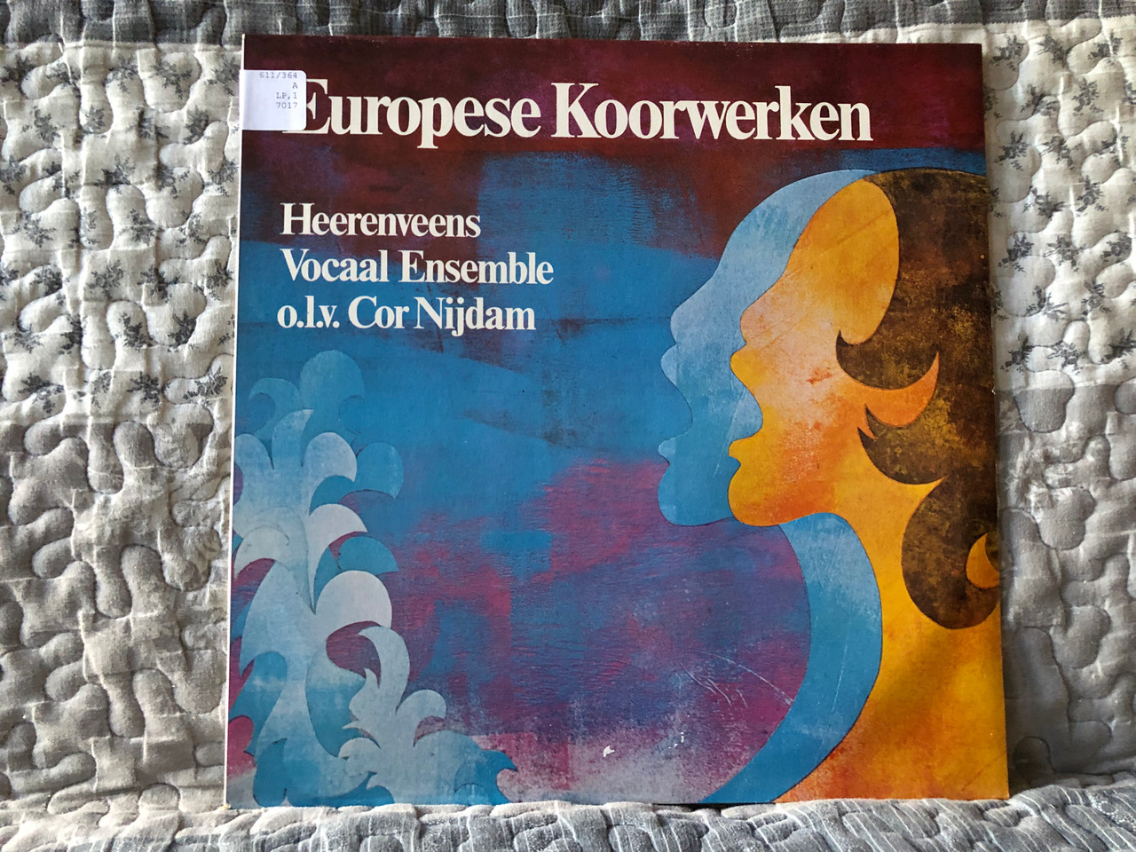 https://cdn11.bigcommerce.com/s-62bdpkt7pb/products/0/images/333542/Europese_Koorwerken_-_Heerenveens_Vocaal_Ensemble_o.l.v._Cor_Nijdam_Mirasound_LP_Stereo_KS_7017_1__49268.1715601686.1280.1280.JPG?c=2