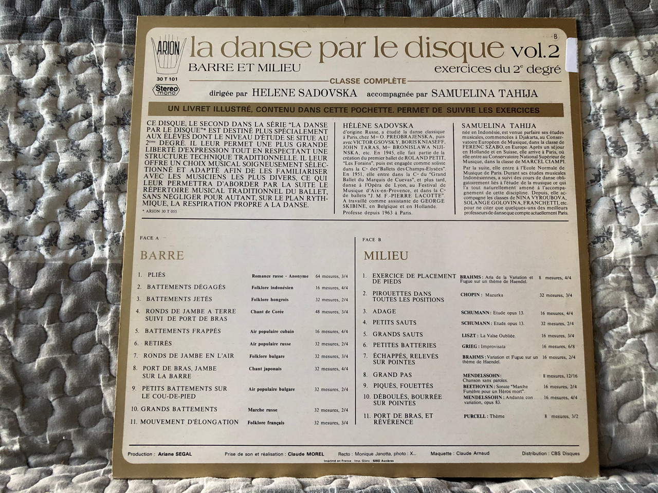 https://cdn11.bigcommerce.com/s-62bdpkt7pb/products/0/images/334184/La_Danse_Par_Le_Disque_Vol.2_-_Barre_Et_Milieu_Exercices_Du_2e_Degr_-_dirigee_par_Hlne_Sadovska_Accompagne_Par_Samuelina_Tahija_Arion_LP_30_T_101_2__10035.1715848648.1280.1280.JPG?c=2